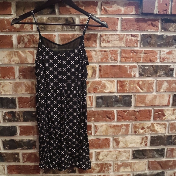 H&M Black Dress - Picture 1 of 2